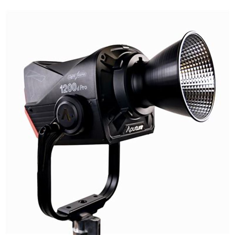 Aputure 1200D